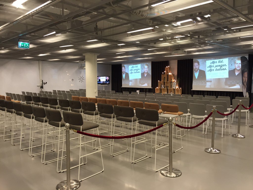 Snart dags för fullsatt Mitt Företag-evenemang i #västerås med <a href="/CharlieSoder/">Charlie Söderberg</a> och mig. Taaaaaagat!!! #mittföretag