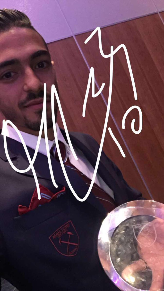 WestHam's tweet photo. We had some happy #WHUAwards winners last night!
👀 Last night 'behind-the-scenes' is all on our Snapchat Story!
👉 https://t.co/kGjDoMDNqO https://t.co/70apTif5R2