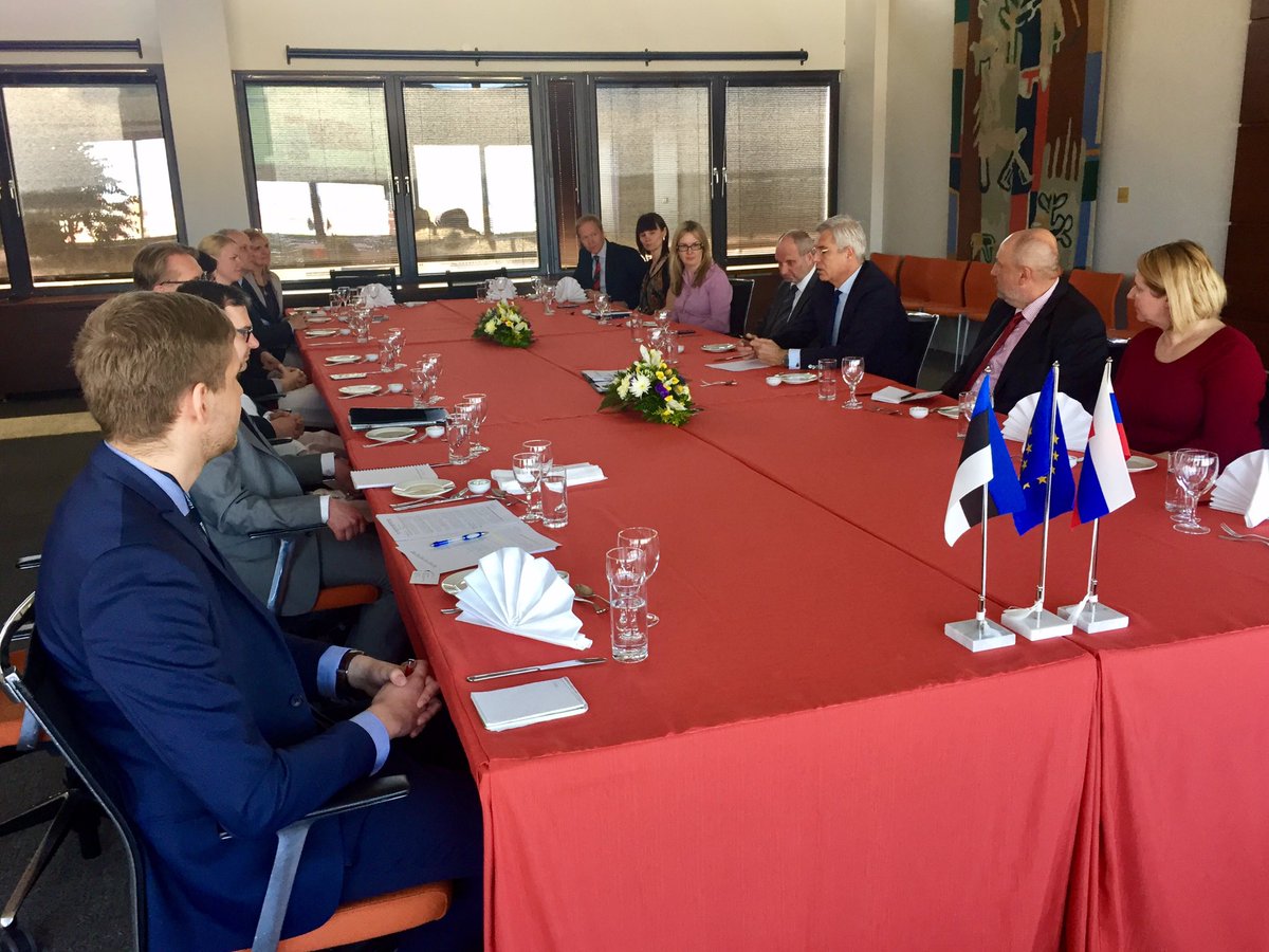 IvanKorcok's tweet photo. Sharing lessons learnt from #SKPRES with our Estonian colleagues @MFAestonia who will take over in 50 days @EU2017EE https://t.co/RrRl3ykcnO