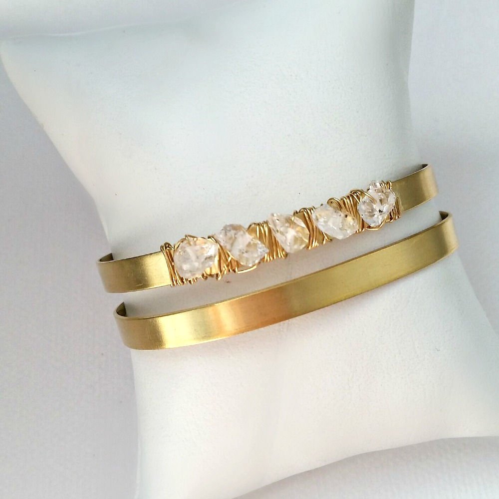 roseanddella's tweet image. Herkimer Diamond Bracelet, Herkimer Diamond Bangle, Raw Stone Bracele… tuppu.net/39c42386 #etsyshop #DoubleCuff