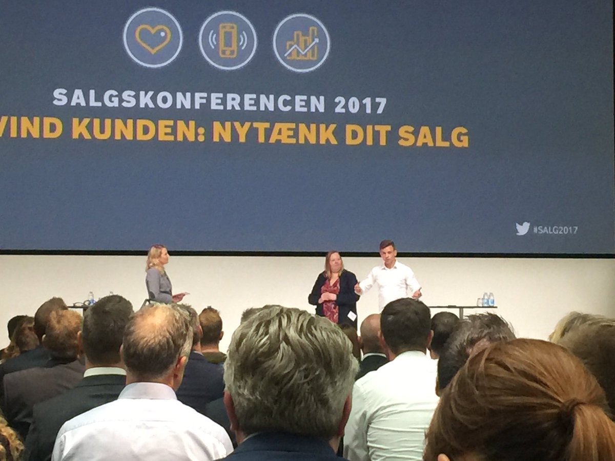 mariannethomsen's tweet photo. Spændende indlæg til Dansk industris Salgskonference i dag #salg2017
bObles på podiet 👏🏻👏🏻 https://t.co/KvEQYbQKOp