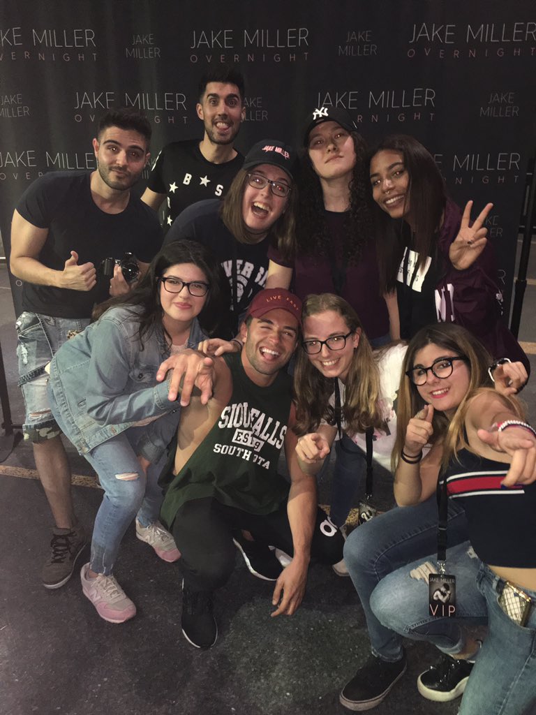 icantevrn's tweet image. hey jake we already miss you! Come back soon😜💜 #barcelonasquad @scott2h2o @JuliaCarbonell @FeelsBcZouis