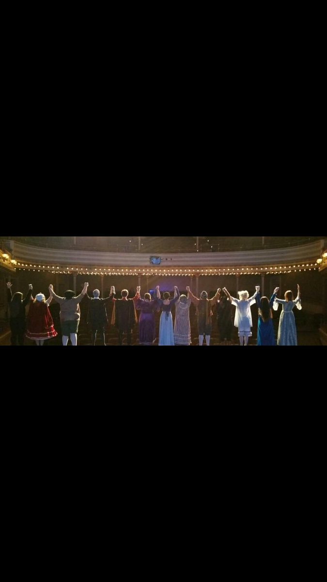 itsalexhernande's tweet photo. Change is good, it's all good. 
#theatregeekforlife #newheaderupdate
#itsallgood https://t.co/KEwVVmyWCX