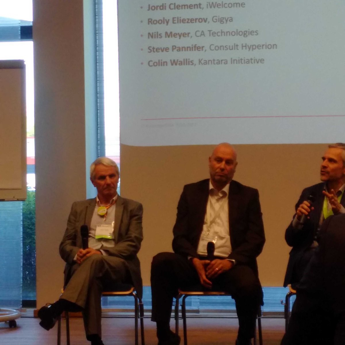 oGSentreiber's tweet photo. @CASecurity @CA_Deutsch #EIC2017 "rather purchasing expensive tools, use what you already have and fill the gaps" https://t.co/WnYEu0jeF5