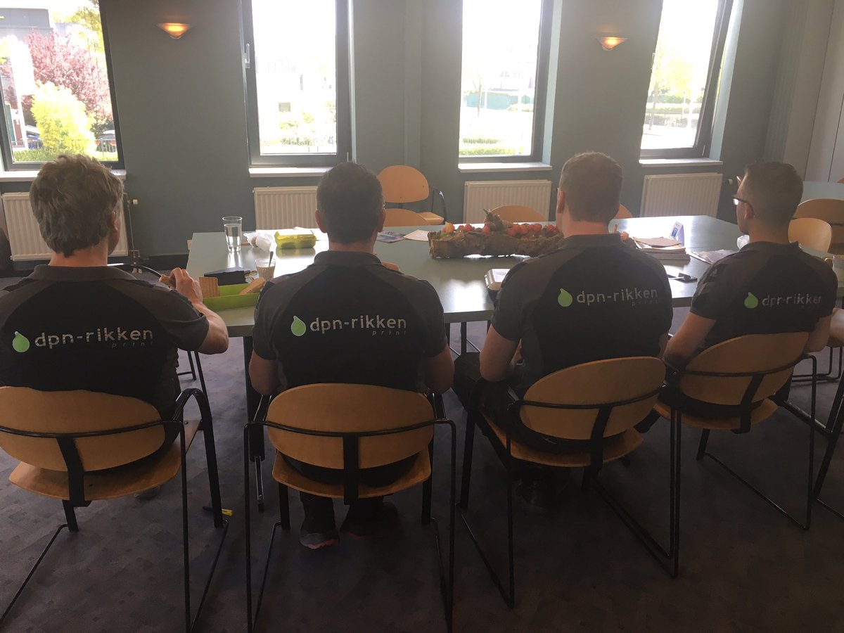 DPN_LS's tweet image. Een welverdiende pauze na weer een ochtend hard werken👍👍👍👍