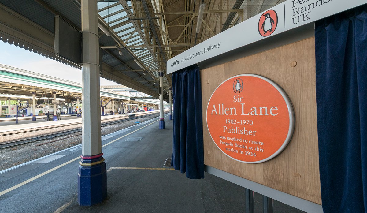 Penguin Books UK tweet media