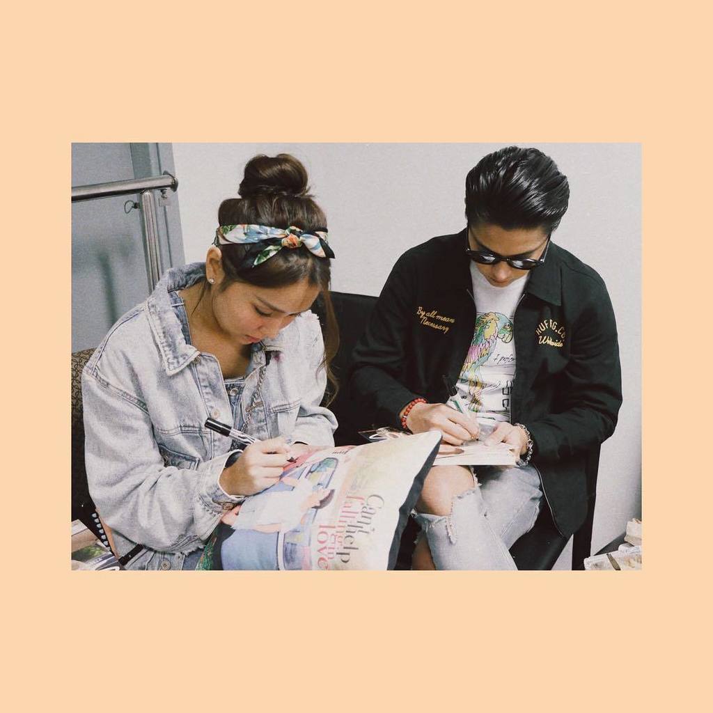 luvrapau's tweet photo. [1/3] Work. #CantHelpFallingInLoveHK #CantHelpFallingInLove https://t.co/28rlCDdkzE by #immarygracee via @c0nvey https://t.co/AgRlLge9mb