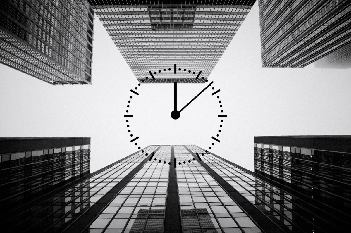 mccviii's tweet photo. 12:08 in London, time to take on the world https://t.co/jr8SwMa4zV