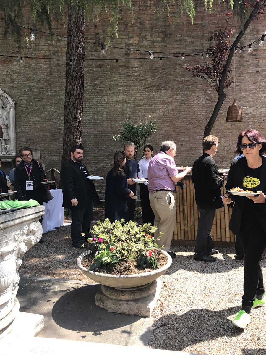absenceofpaths's tweet photo. Perfect day for a couscous lunch #AbsenceofPaths https://t.co/RTbiKazToh