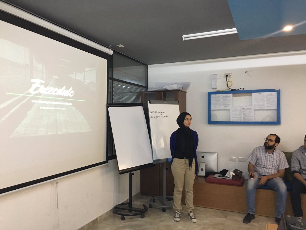 GazaSkyGeeks's tweet photo. نحتفل اليوم بتخريج الفوج الأول من أكاديمية البرمجة #GSGCodeAcademy https://t.co/ajLYZZy64T