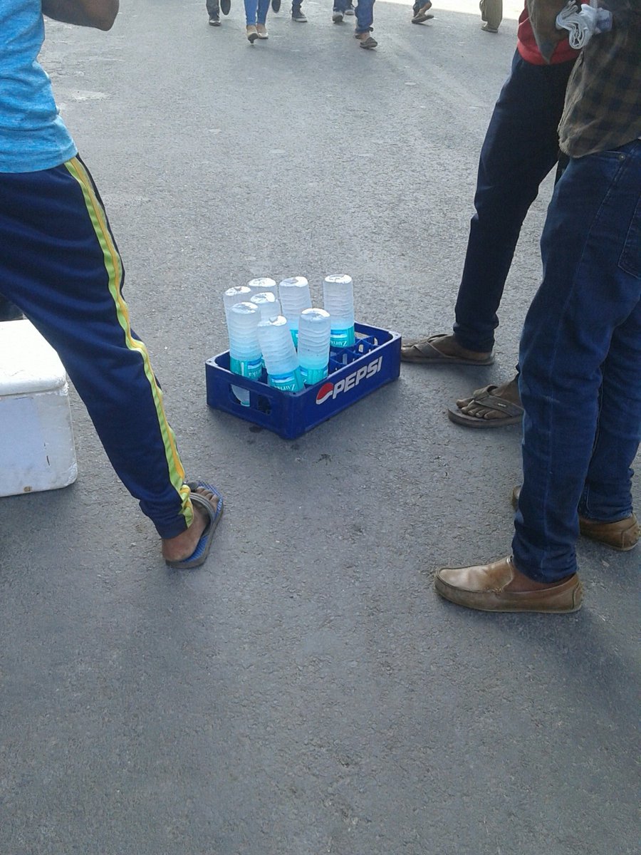 Water for Rs. 100, after bargaining Rs. 50 at the Justin Beiber Purpose Tour. #justinbieber #dypatil #thepurposetour @HTMumbai