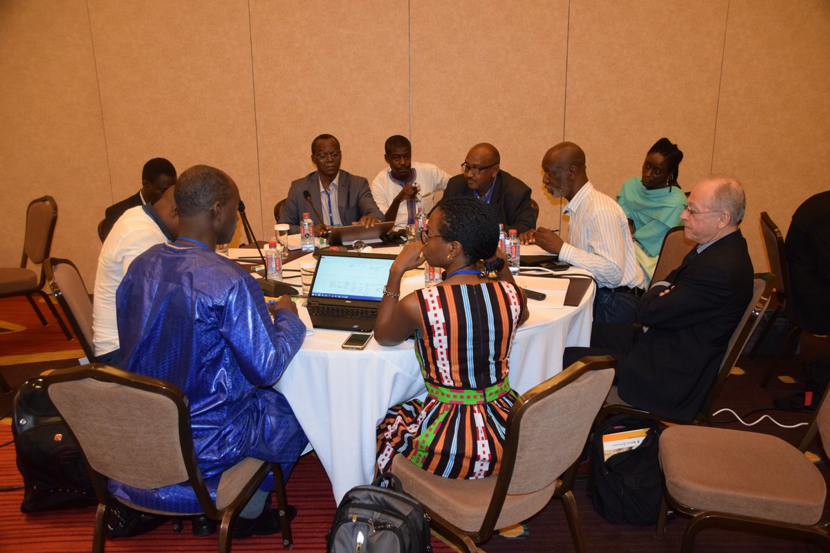 SawapCommunity's tweet photo. Best Practices & Biodiversity in the SAWAP projects: specific and operational needs with the clinics #sawap2017 https://t.co/dXcl1K2XOY