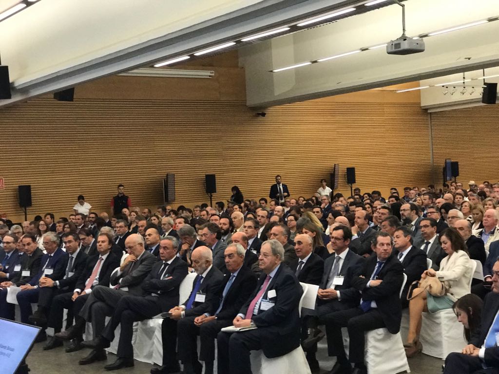 Corredor_Med's tweet image. Los Encuentros por el Corredor llegarán el 3 de octubre a #Madrid. Contamos con vosotros para gritar #QuieroCorredor goo.gl/CvIjEU