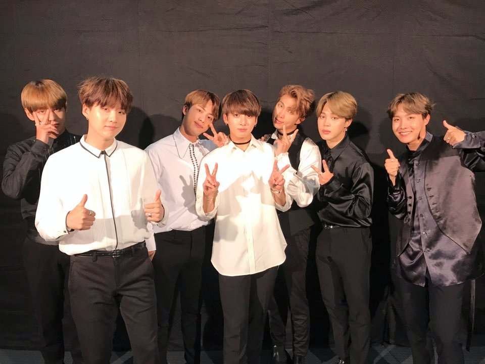 Bts Japan Official Pa Twitter 今朝 早い時間から スッキリ をご覧になってくれたa R M Yの皆さん 雨の中足を運んで下さったa R M Yの皆さん 感謝してますし 愛してます ウォネ マニマニ Bts 防弾少年団 血汗涙 Bts Japan Official Pa Twitter 今朝 早い時間から スッキリ をご覧になってくれたa R M Yの皆さん 雨の中足を運んで下さったa R M Yの皆さん 感謝してますし 愛してます ウォネ マニマニ Bts 防弾少年団 血汗涙