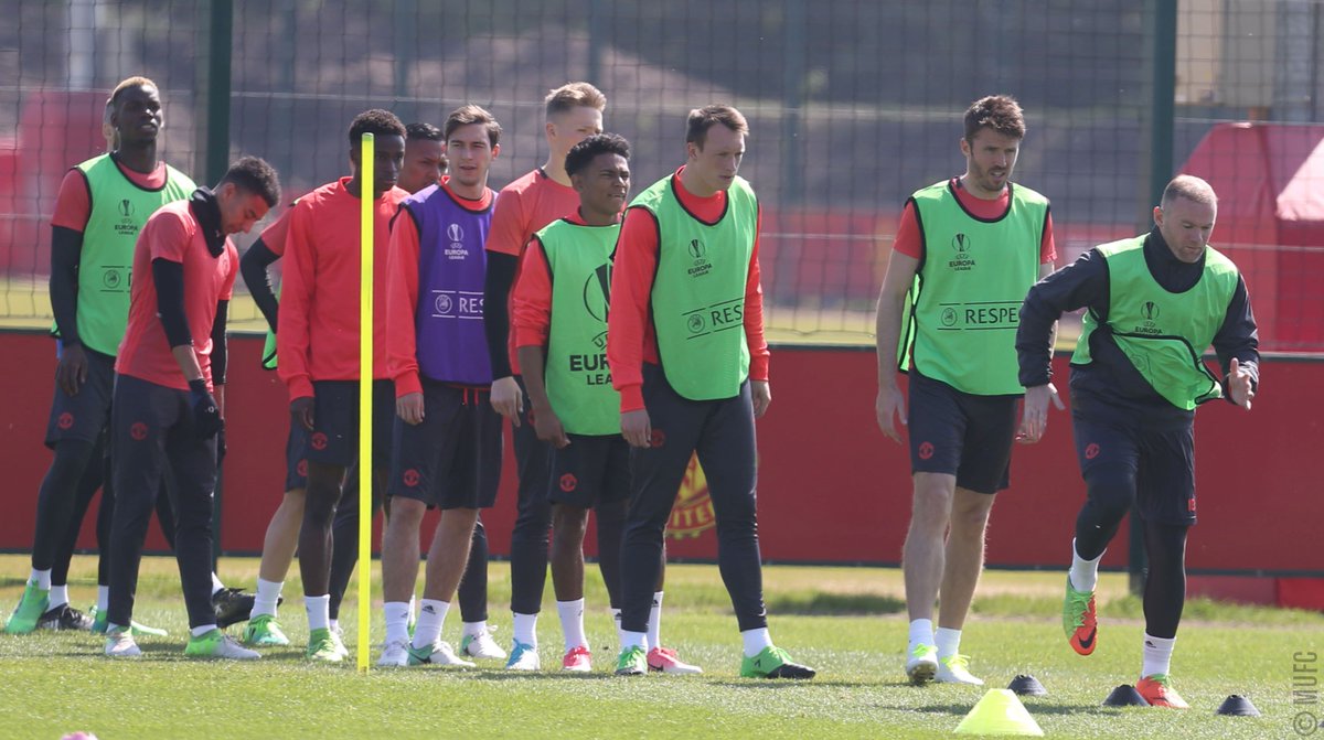 ManUtd's tweet photo. Getting ready for our @EuropaLeague decider! 👊 https://t.co/al3F1ttdSV