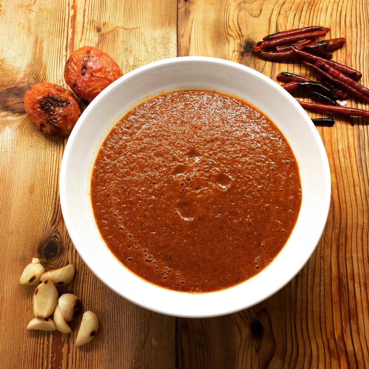 BonAppetitAbbey's tweet photo. Making #fresh #salsa is a art. With dozens &amp; dozens of #salsas on the shelves of stores you will never find them in our doors. #pantrychef https://t.co/SrAYVUb4Bx