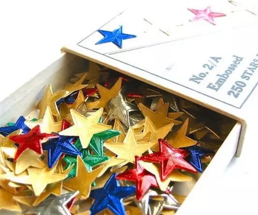 WeAreTeachers's tweet photo. 38 Things You Did in Elementary #School That You've Completely Forgotten About #tbt https://t.co/59P3BMUrHo #edchat https://t.co/DVnky0My45