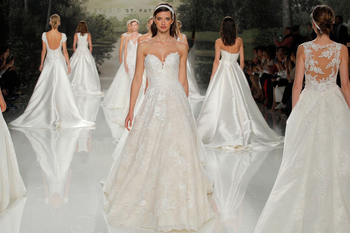 Huge LOVE for the <a href="/StPatrickBridal/">St. Patrick</a> Studio Collection #StPatrickBridal #bbfw17 hzw.media/2qqGsdR