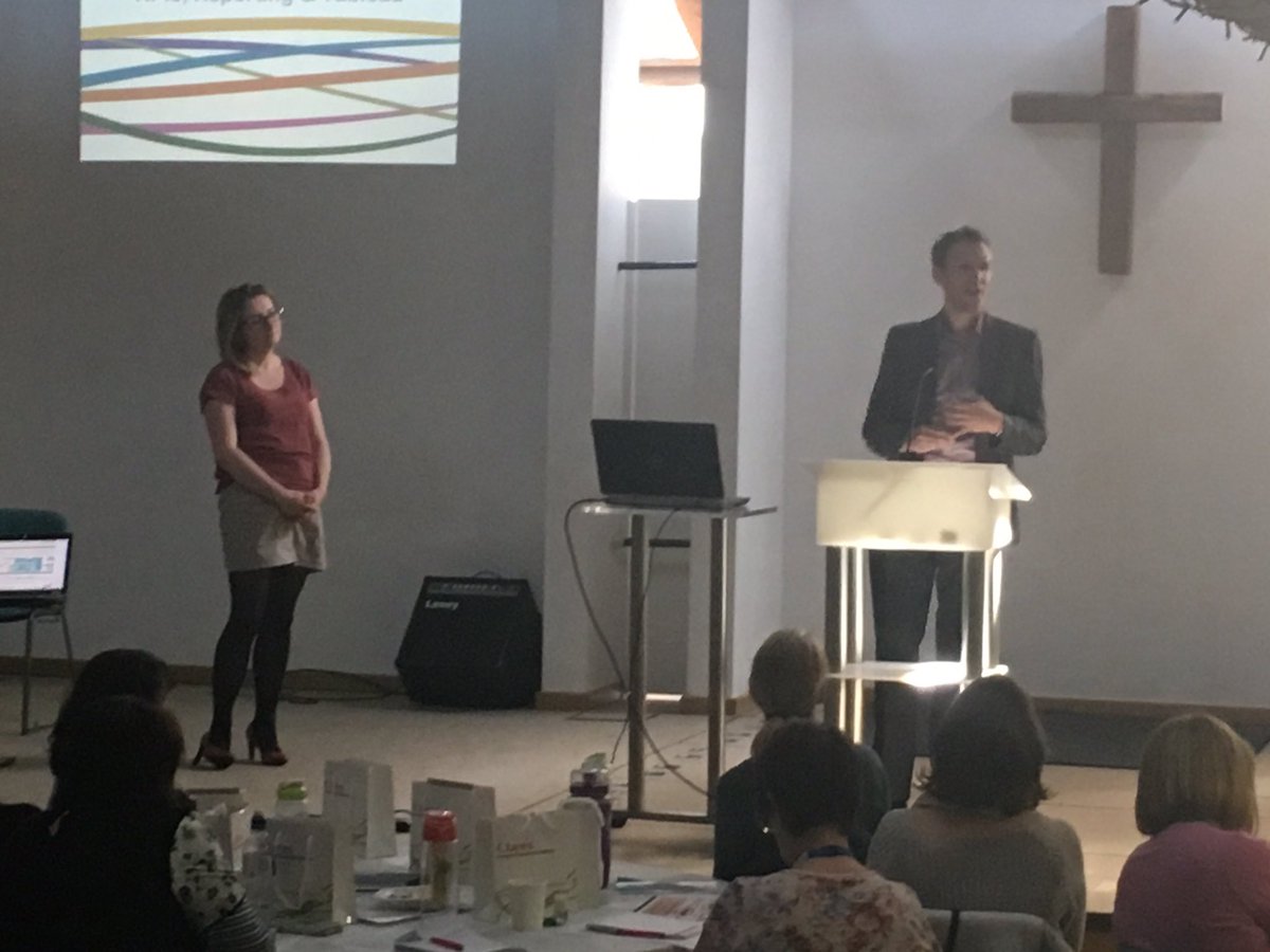 corinnegmiller's tweet photo. #HantsSNforum #schoolnurse Mark and Marcela explaining how we can use data to maximise service delivery in Hampshire. https://t.co/iyTT5LqEIN