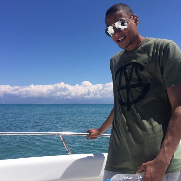 Tysntny's tweet photo. Speedboat π€π¬π·π #boat trip #Corfu #Greece #speedboat #blue #sea #dlmtg #dlmtgyearx #2017 https://t.co/3TFiRueYhn https://t.co/nTUXzkvQNg