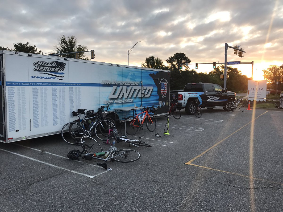 EdinaPoliceFire's tweet photo. Dept. members are joining in a 250 mile bicycle ride from Virginia to D.C. to remember fallen officers. #LEUnited #LEUteamMN #OMDP #COPS https://t.co/3reL6c8pi1