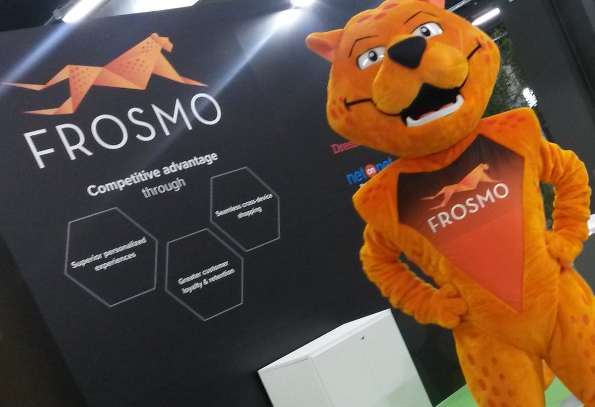 Frosmo's tweet photo. #FROSMO Cheetah ready for hugs at booth D20 #NetcommForum in #Milan @milancongress #SingleTag #UX #multichannel #eRetail https://t.co/yFwJnos4KD