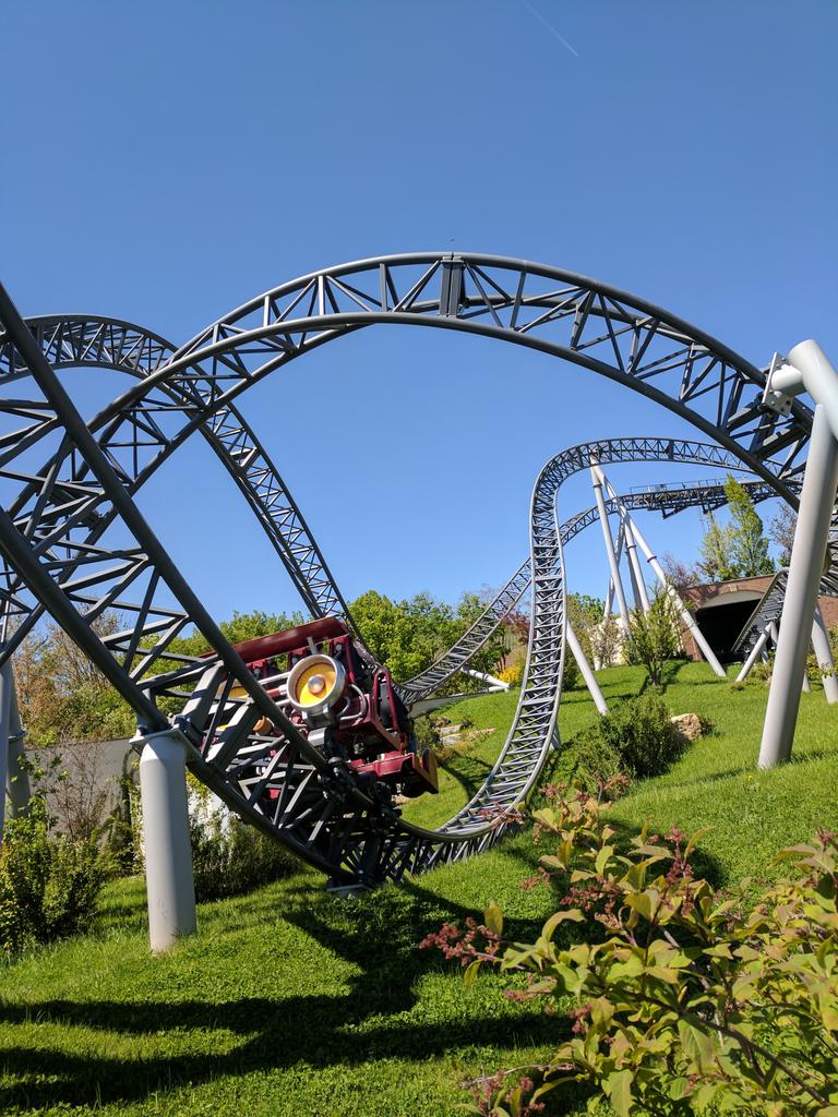 WOW. Karacho is awesome! Insane launch and inversions. <a href="/ep_tripsdrill/">Erlebnispark Tripsdrill</a>