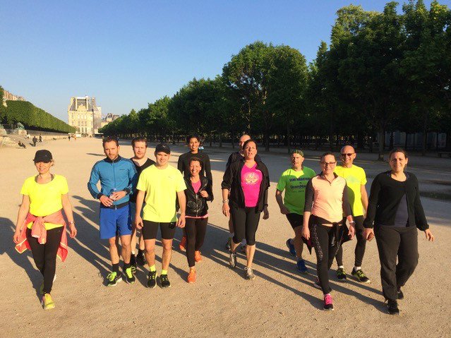 Synergie's tweet image. Plus qu'un mois avant #RunAtWork ! Entraînement de choc pour nos équipes : hier c'était cardio &amp;amp; renforcement musculaire ! 💪😄 #VieDeBureau