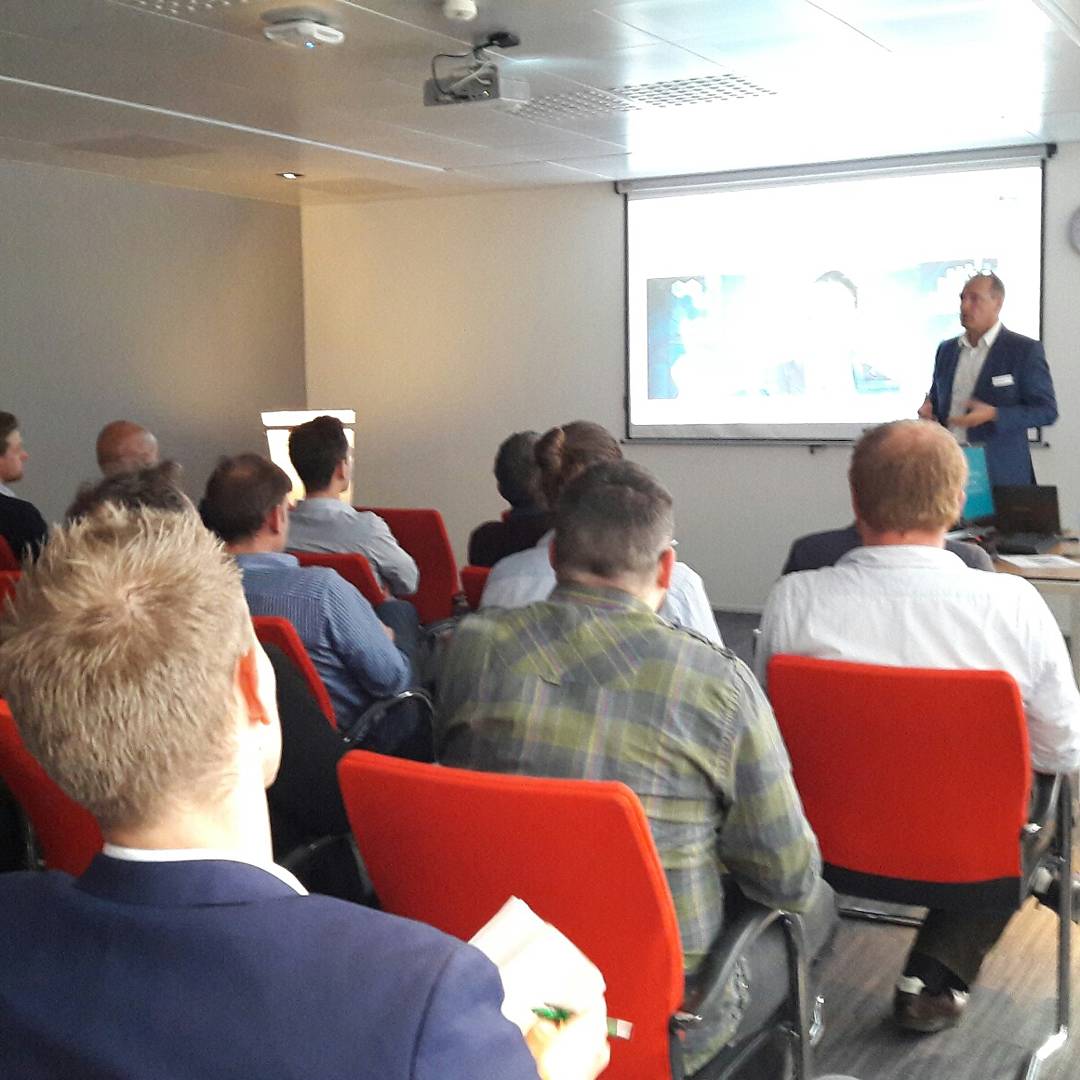 HeidelbergBNL's tweet photo. We zijn gestart #PrinectUserDay @HeidelbergBNL #SmartPrintShop https://t.co/pomKEvR4bS