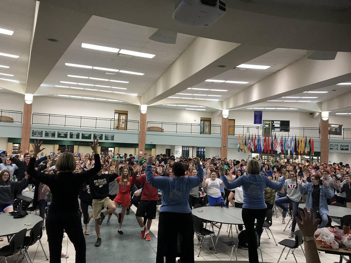 CompGoddesses's tweet photo. We celebrated our 6th season of AP Comp Yoga with the newly christened AP Comp experts. We make a big deal of things. #APCompLife https://t.co/LSlVSruKad