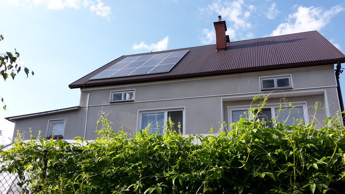 BrukBetSolar's tweet photo. Fotowoltaika na dachu. Czy to się opłaca? Ile zapłacimy za prąd po montażu systemu PV? Odpowieź w poniższym linku.
https://t.co/RyxL5Hl4D9 https://t.co/zNwkyDbDYB