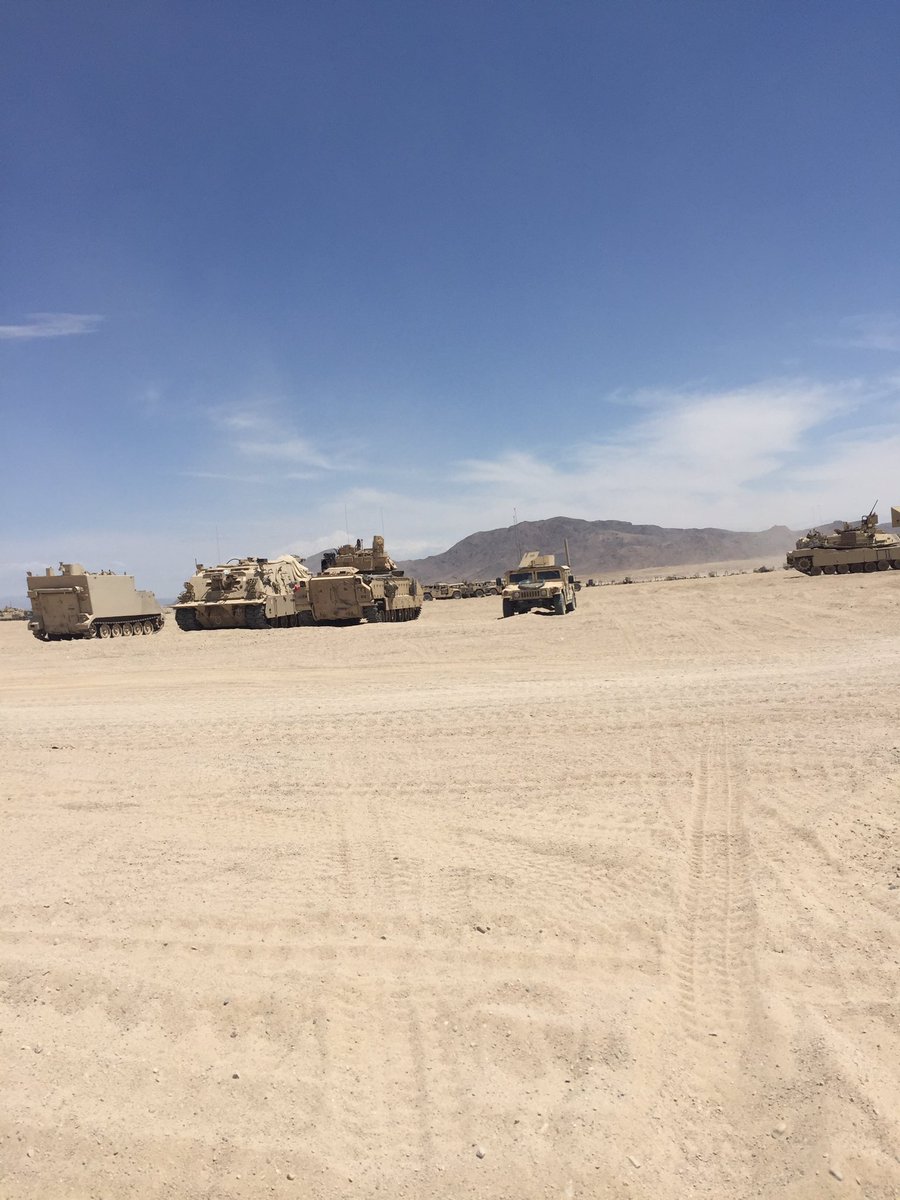 93agow_cc's tweet photo. Amazing day with the #10ASOS and #12CTS at NTC. https://t.co/dimRcJQJxJ