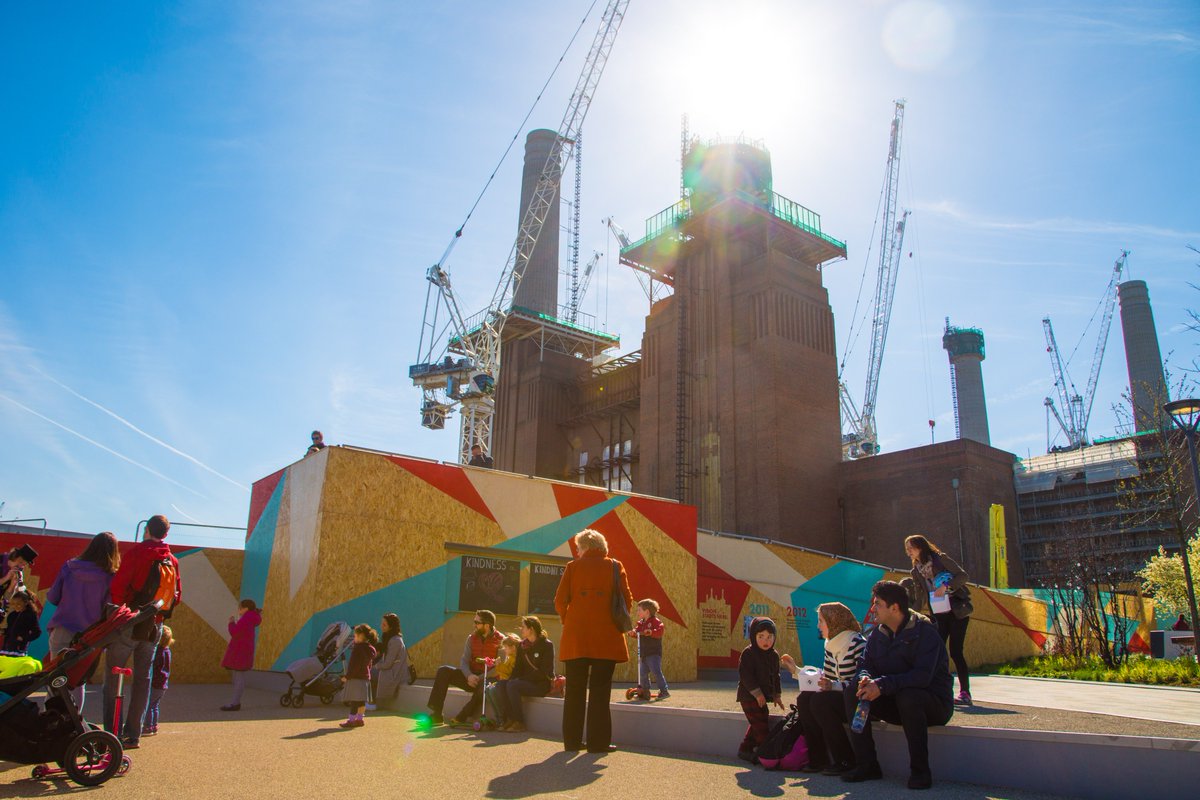 'Battersea Power Station is open for the first time since the 1930s &amp; people are loving it' TQ <a href="/wandsworthnews/">Wandsworth Times</a>! bit.ly/2r0Q4sX