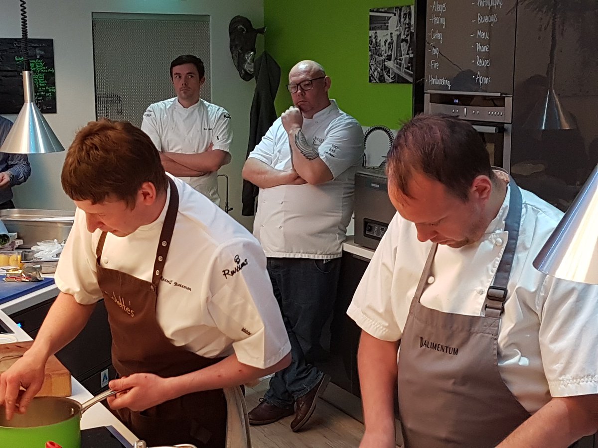 charlieboychef's tweet photo. The chefs together @Passion2Inspire @infusionsgroup
@RussellBateman & apparently his new commi #nutchopper @markpoynton #topdemo to Inspire https://t.co/Y7LlBxetD0