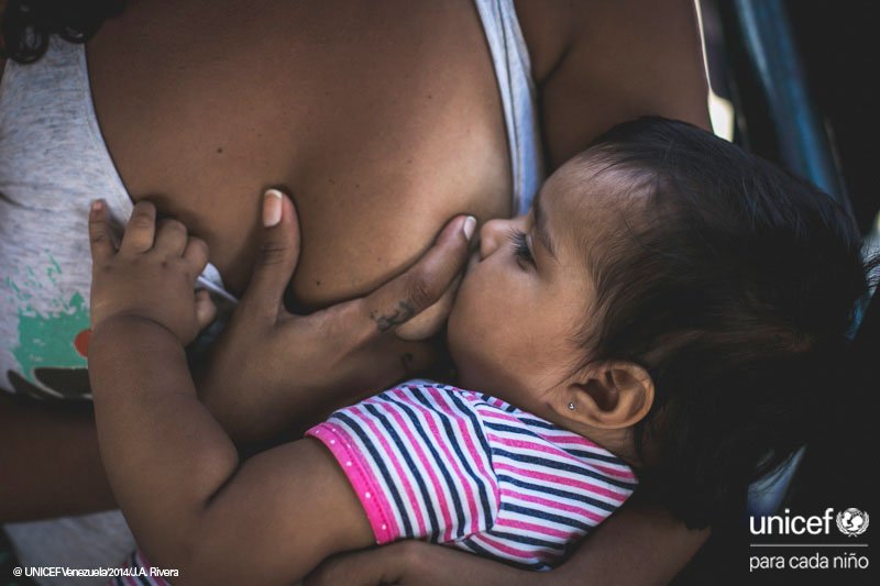 #LaPrimeraInfanciaImporta La lactancia materna apoya el desarrollo saludable del cerebro de tu bebé y mayor coeficiente intelectual.