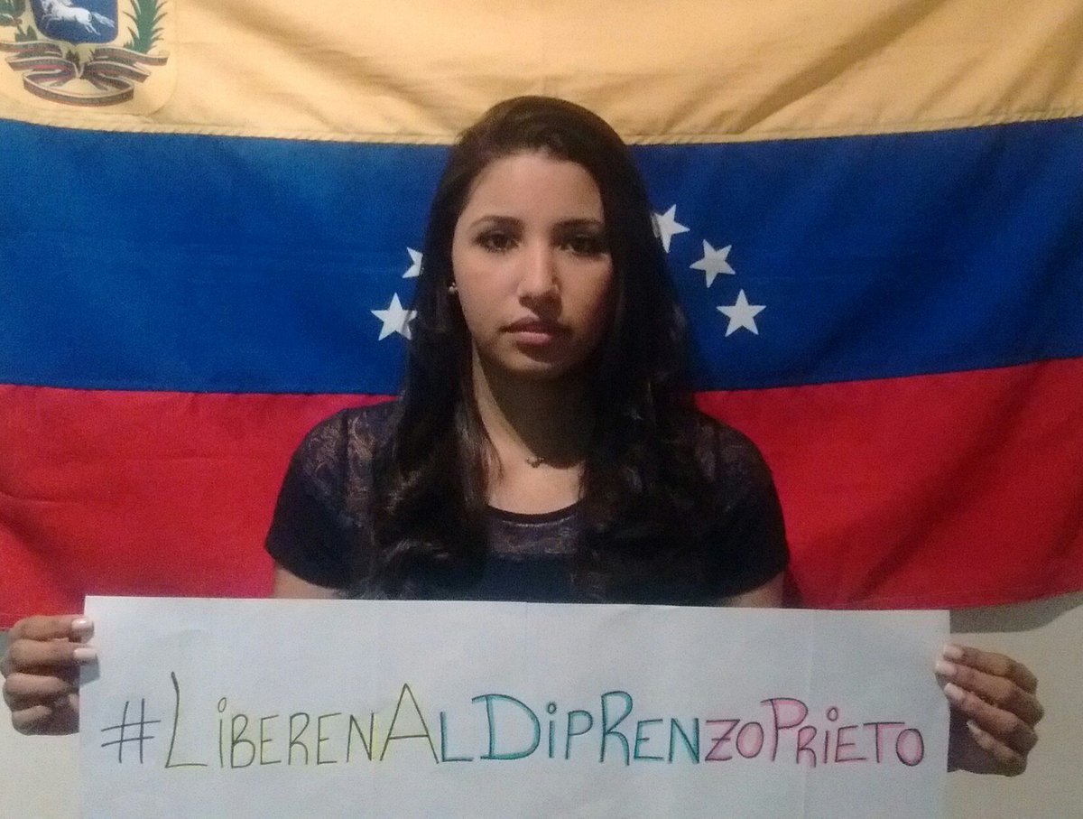 AndreaforeroFT's tweet photo. Exigimos la inmediata liberación de @RenzoPrietoVzla hoy cumple 3 años SECUESTRADO POR LA DICTADURA #LiberenAlDipRenzoPrieto #10M #JAVU https://t.co/xM0mOWRdhy