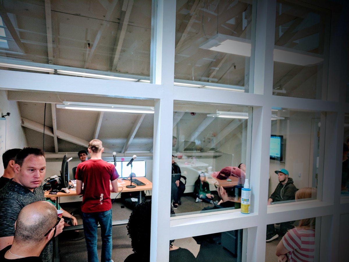 onsitedevs's tweet image. Document Design team hard at work in the morning scrum