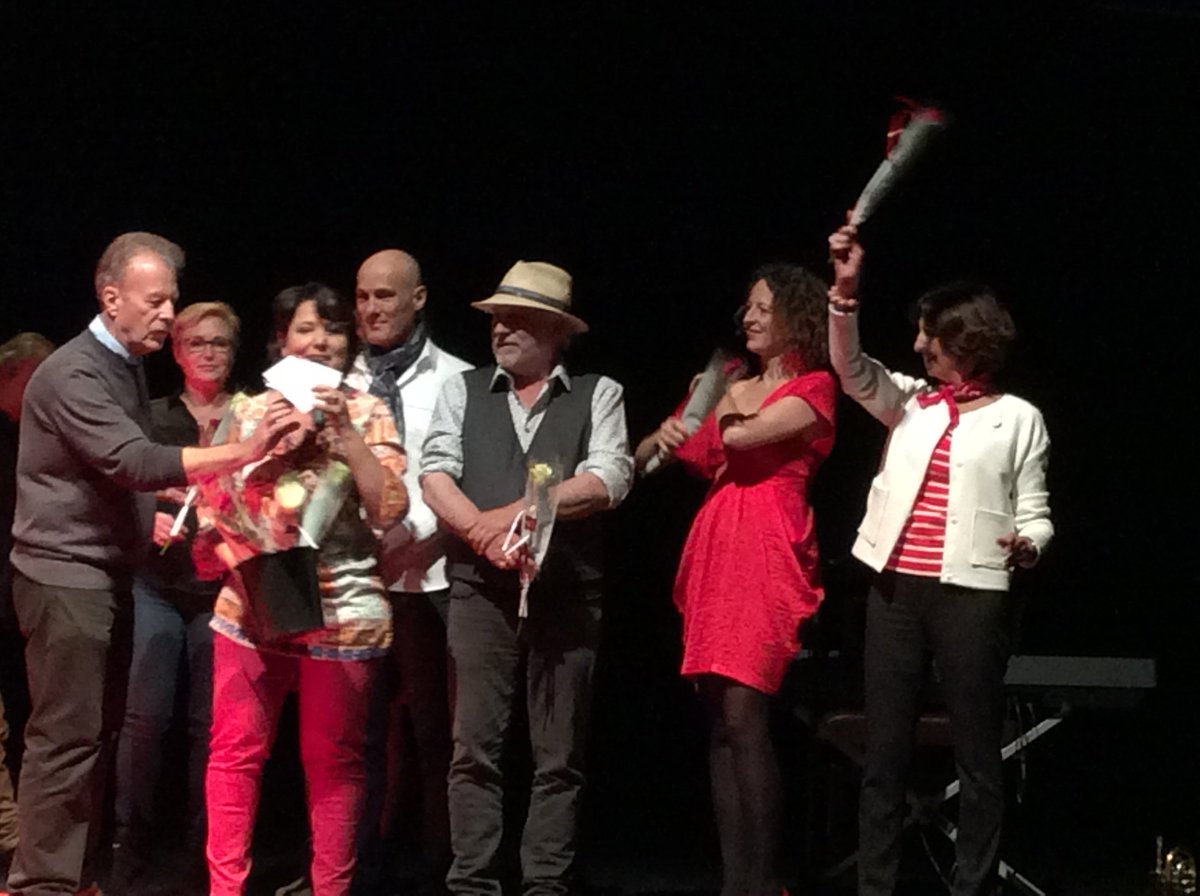 SandrineMay's tweet photo. Le final de ce premier TEDxNarbonne. https://t.co/XHc8IJyGf5