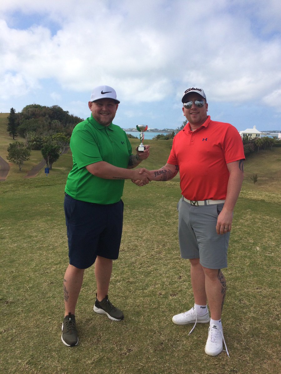 dantully21's tweet photo. @Bermuda @LondonGolfShow what a week we had thanks guys!!! Most beautiful place I've ever been!!! #100ftputt #winner @danny_waterman https://t.co/VCfBu26kRB
