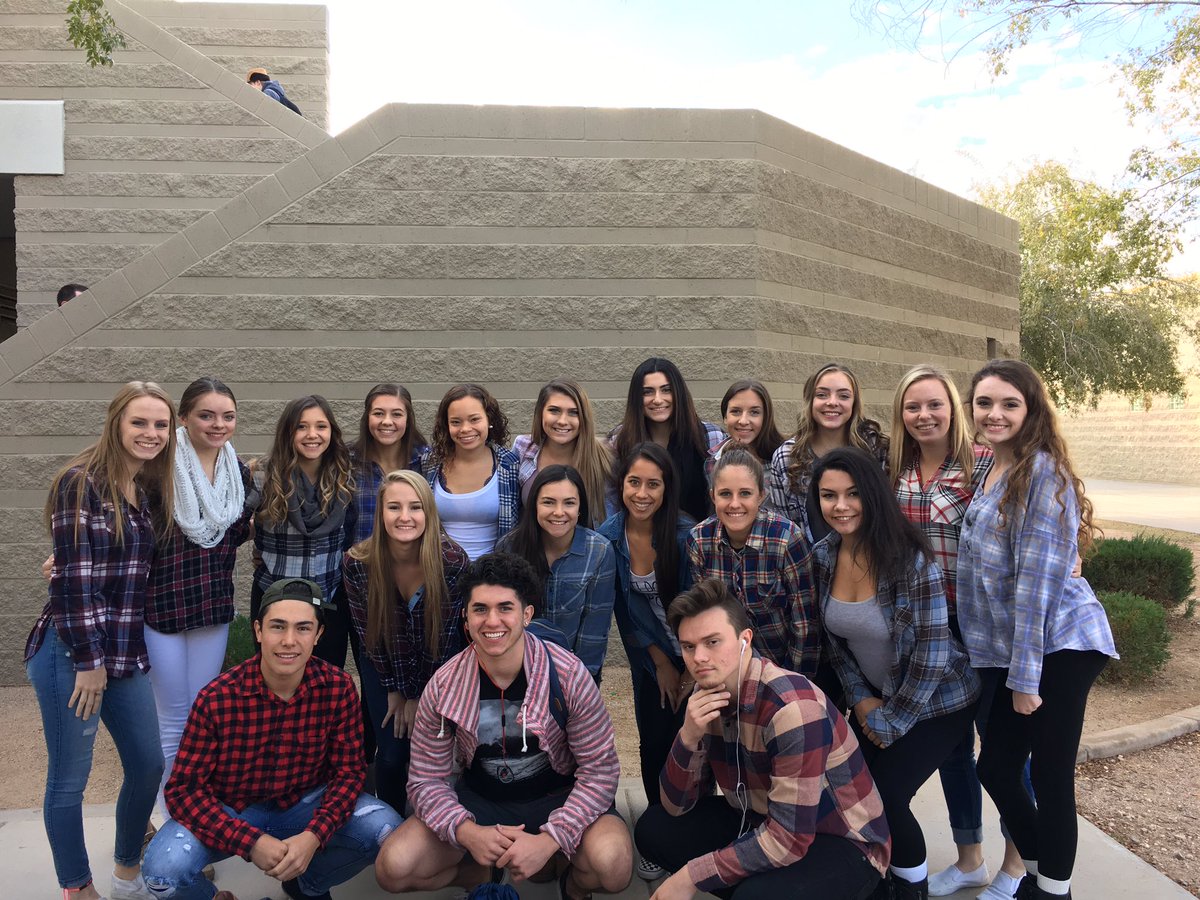 never loved a group of people as much as i love them #dreamteam