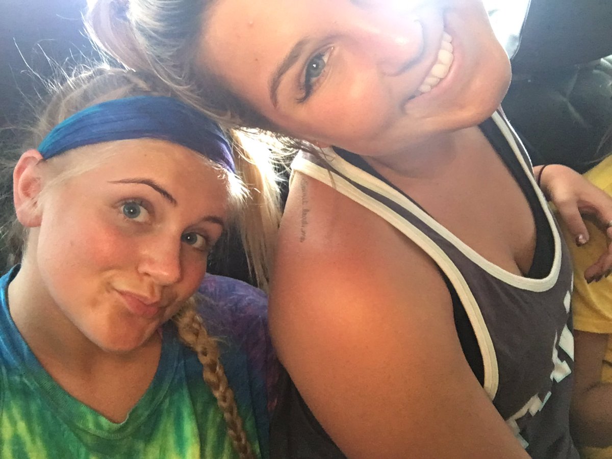 jenna_buck3's tweet photo. Happy birthday YOSIEE love you so much! It has been so cool to watch you grow into such a beautiful woman of God in just a short time Ilysm💕 https://t.co/k3x2jdHN9P