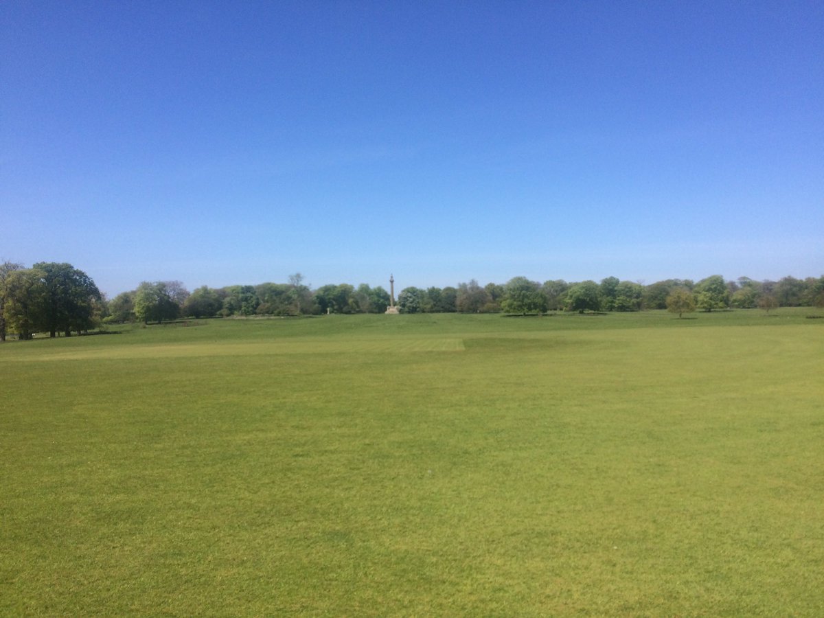 cornwallandy's tweet photo. Great catch up meeting @Holkham today with @norfolkpedal - gonna be a great weekend this #bankholiday - weather was gorgeous 🚴🏻🏅🚴🏻🚴🏽‍♀️🎖🥇 https://t.co/iA0GlFx8V1