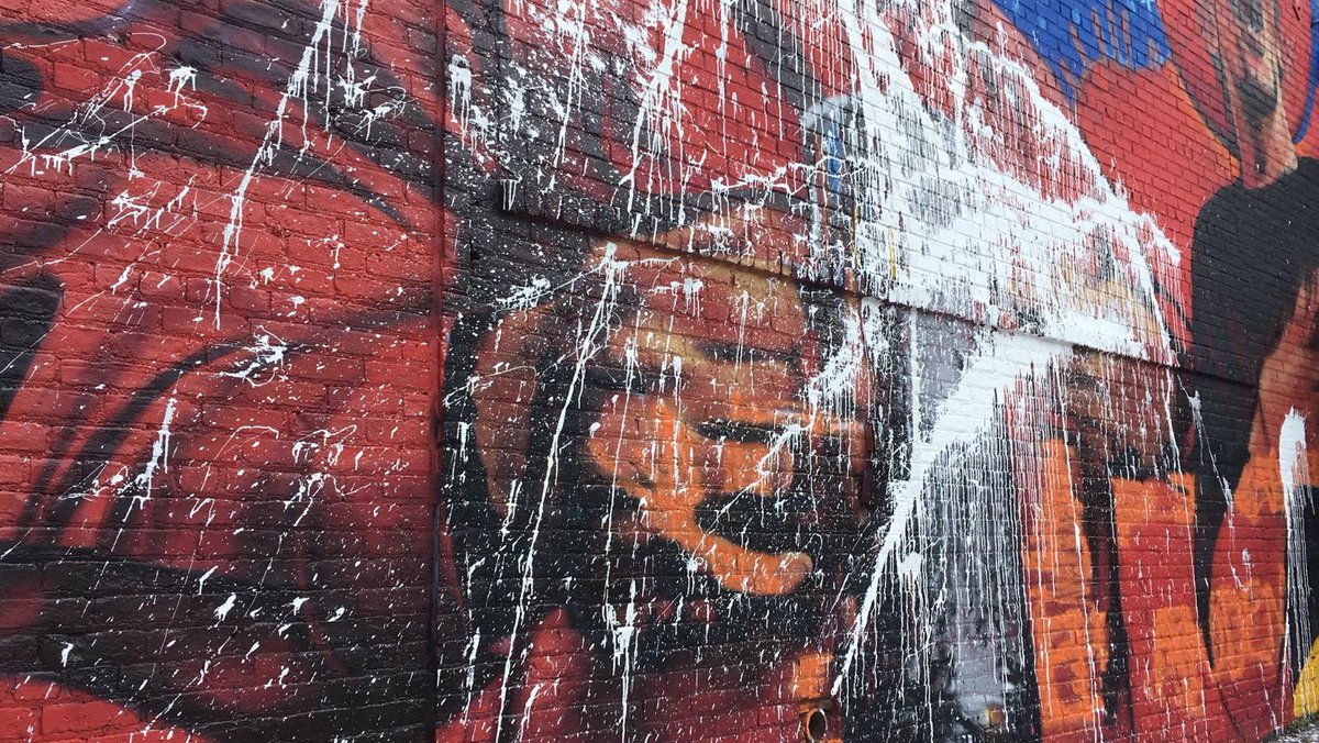 ASI QUEDO EL MURAL DE CHAVEZ INAUGURADO POR DELCY ELOINA EN THE POINT EN EL BRONX NEW YORK