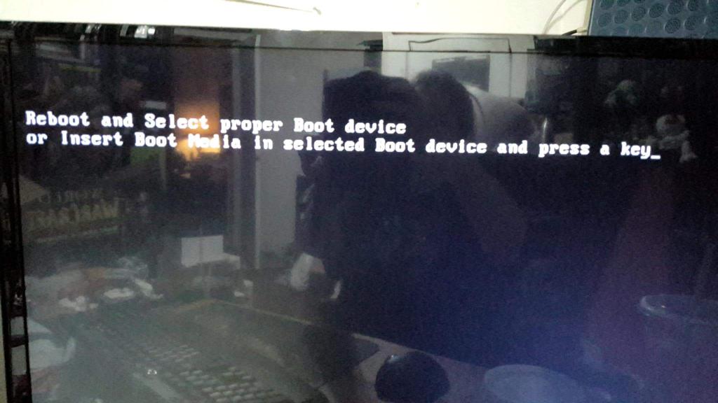 Darqflame's tweet photo. I swear my computer is out to get me!!! #%$##%%*&^$ #computerdead #again https://t.co/XRFdN9dsxv