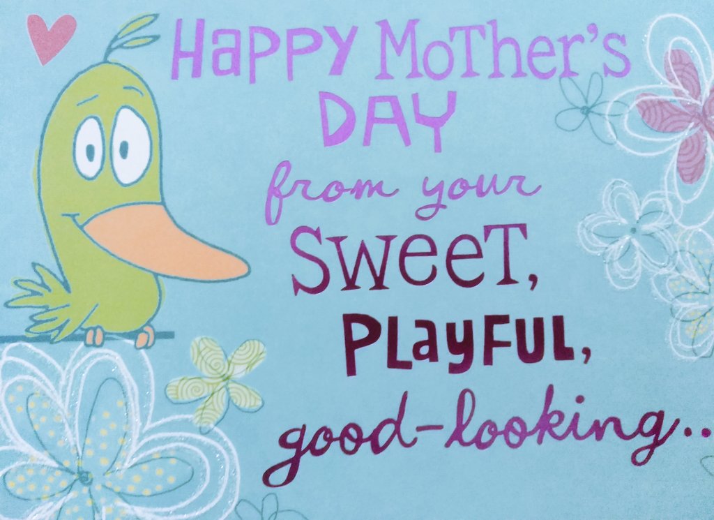 maloumarsa's tweet photo. #wednesdayAgain #felizdiadelasmadres #10demayo https://t.co/eYSBmMIWeJ