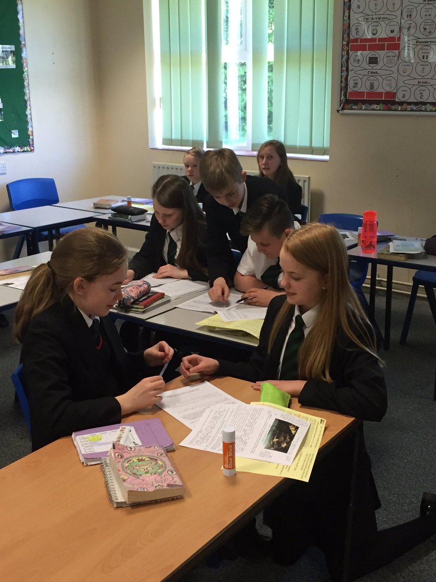 AshsHistory's tweet photo. My Y7 student experts helping others with their Now Try This task on the crusades assessment. #challenge https://t.co/RHfzdDrpWP