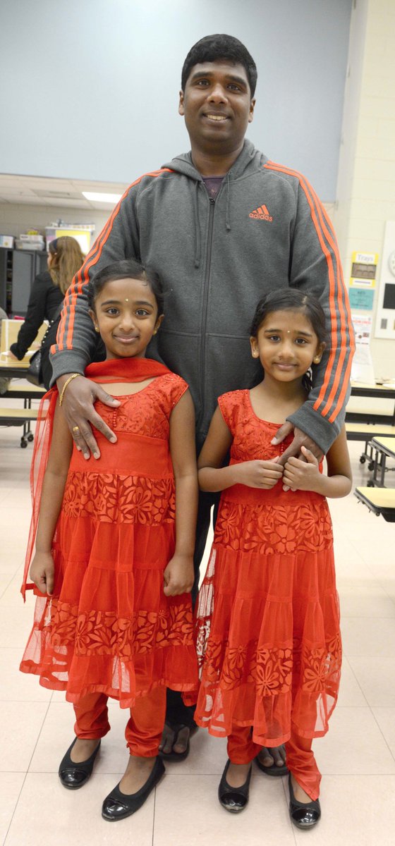 FSD79's tweet photo. Children and their families celebrated #LearningFSD79 during Multi-Cultural Night. @drjillgildea @DrElizFreeman https://t.co/PPctfmiAyZ