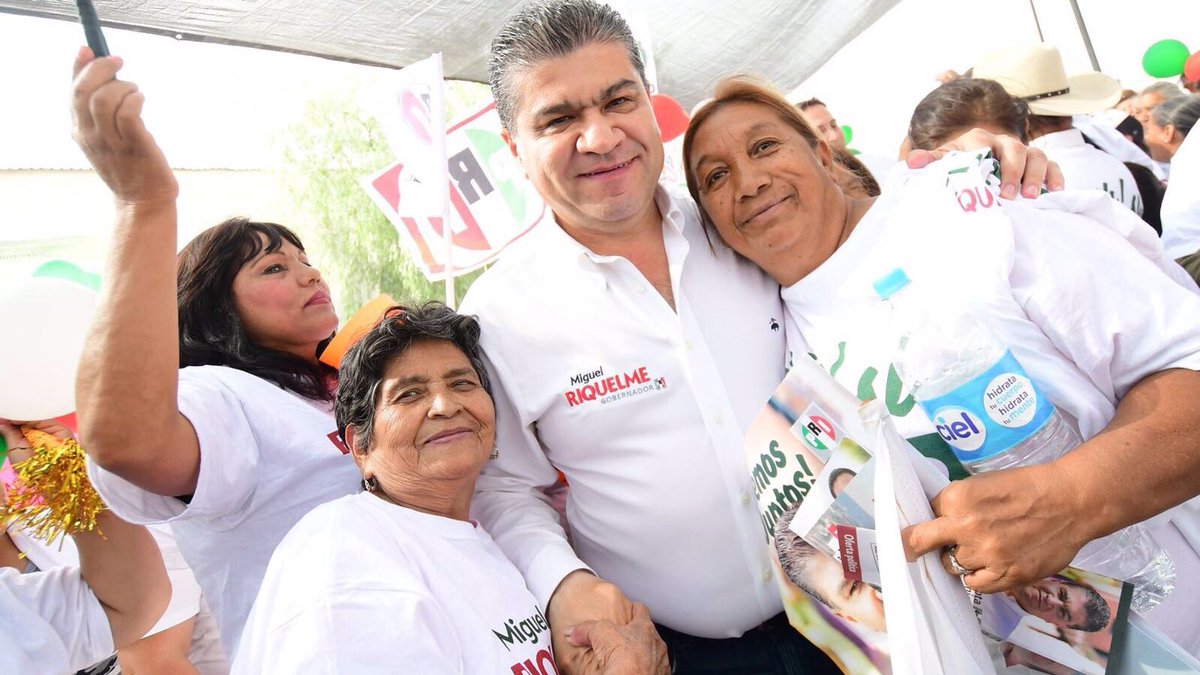 mrikelme's tweet photo. Para las madres de los desaparecidos: mi compromiso es encontrarlos, hacer justicia y garantizar que esta tragedia no se vuelva a repetir. https://t.co/k8lIK1GmMQ