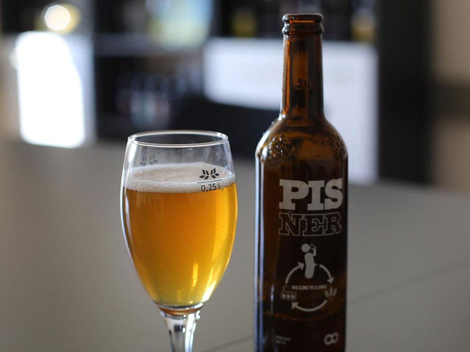 nparts's tweet image. Danish brewery ‘beercycles’ human urine to make ‘Pisner’ — a brew for adventurous drinkers ow.ly/vul030bBdQw via @nplife