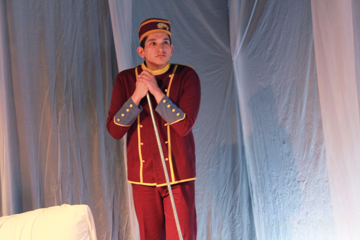 inhabitableobra's tweet photo. Este 10 de Mayo ve con tu Mamá al Teatro. Hoy ella entra GRATIS. 20:45 en @ForoShakespeare  #diadelasmadres https://t.co/y78TnB24HX